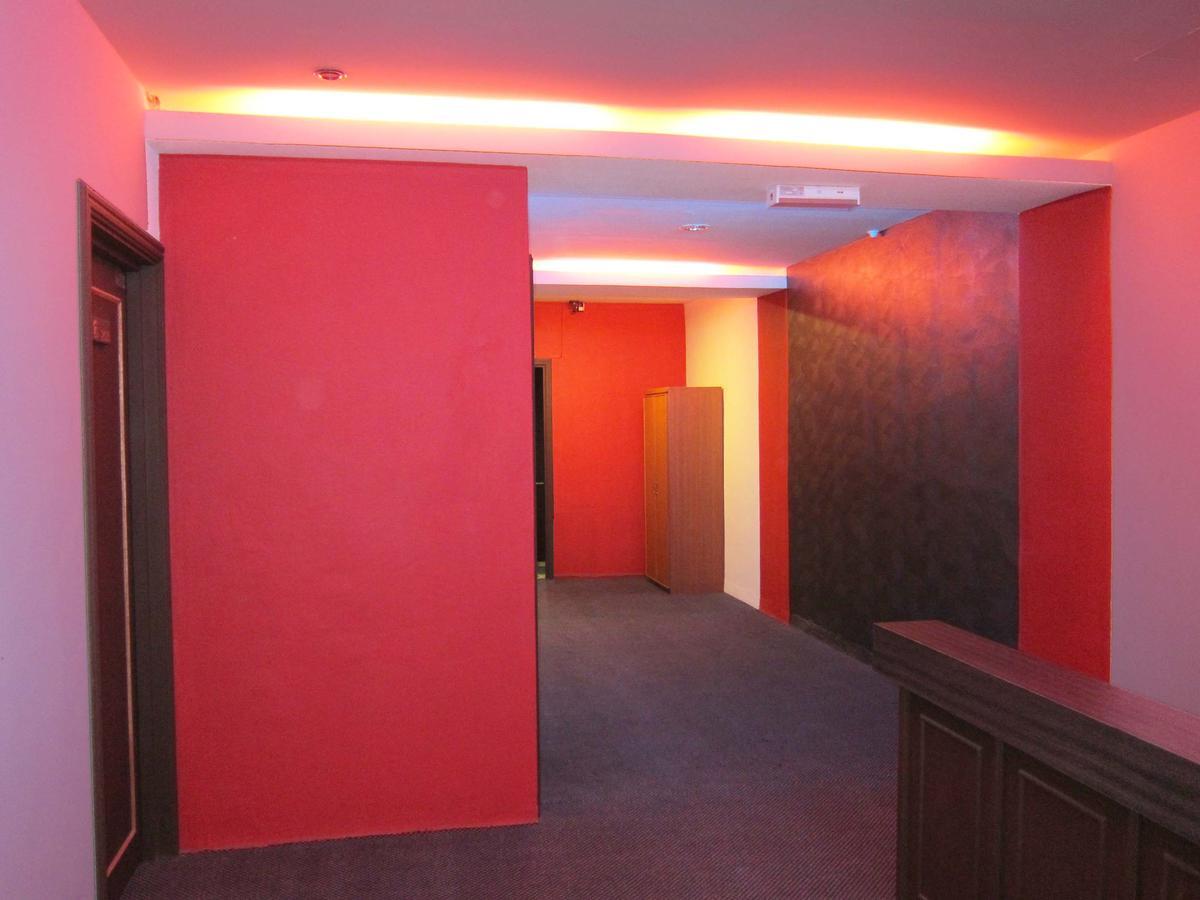 Oriental Inn Kuching Exterior photo
